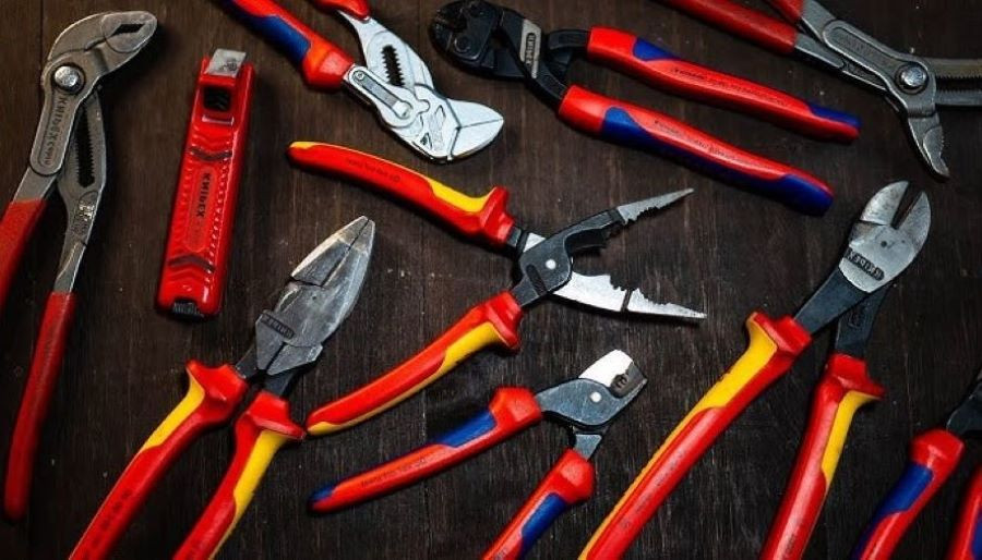 KNIPEX zaručená kvalita pre profesionálov